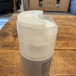 Kaikki hiustyypit - Hoitoaine – Kosteuttaa, pehmentää ja suojaa hiuksia 200ml photo review